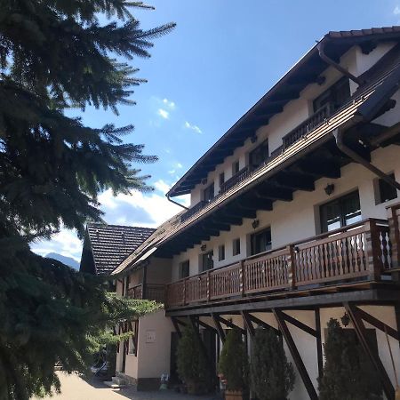 Pensiunea Haiduc Sacele Brasov Εξωτερικό φωτογραφία
