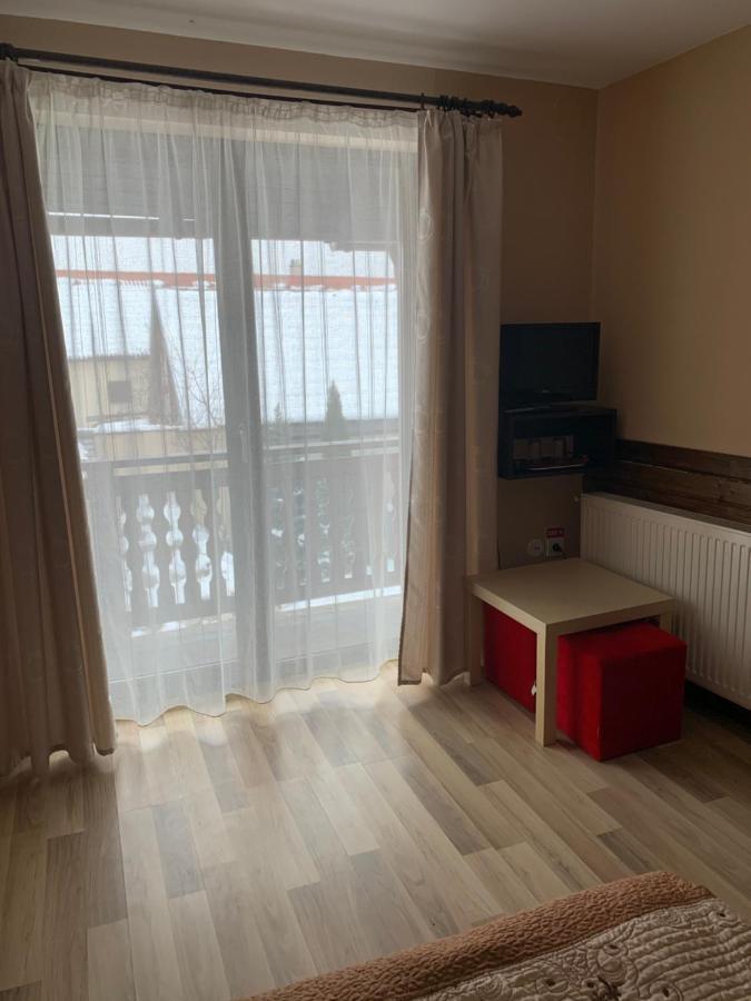 Pensiunea Haiduc Sacele Brasov Εξωτερικό φωτογραφία